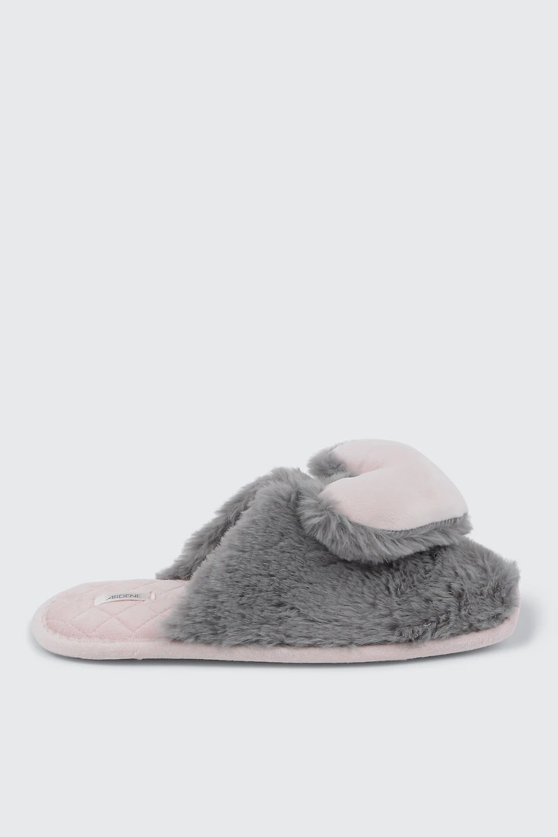 Ardene 3D Heart Faux Fur Slippers in Grey | Size