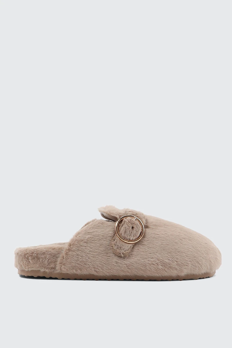 Ardene Faux Fur Clogs in Beige | Size | Faux Suede