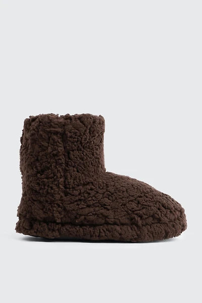 Ardene Berber Fleece Bootie Slippers in Brown | Size