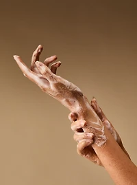 Rose Water & Ivy Gentle & Clean Foaming Hand Soap