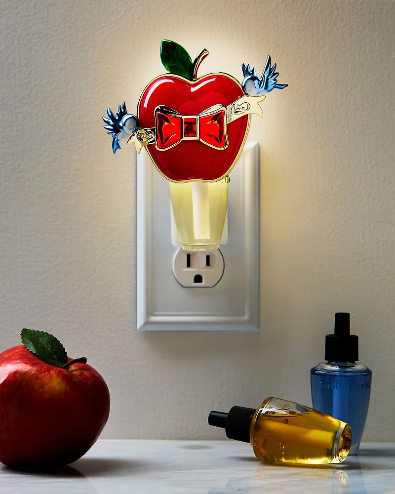 Snow White Nightlight Wallflowers Fragrance Plug