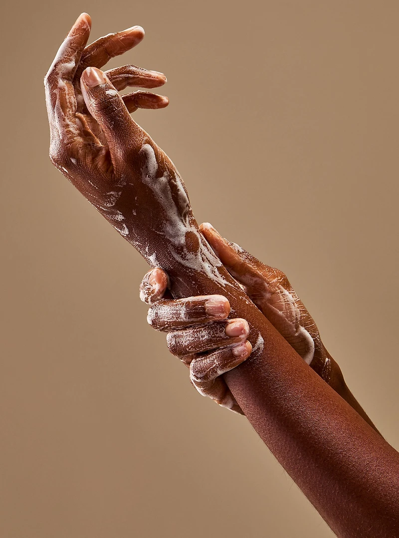 Midnight Addiction Gentle & Clean Foaming Hand Soap