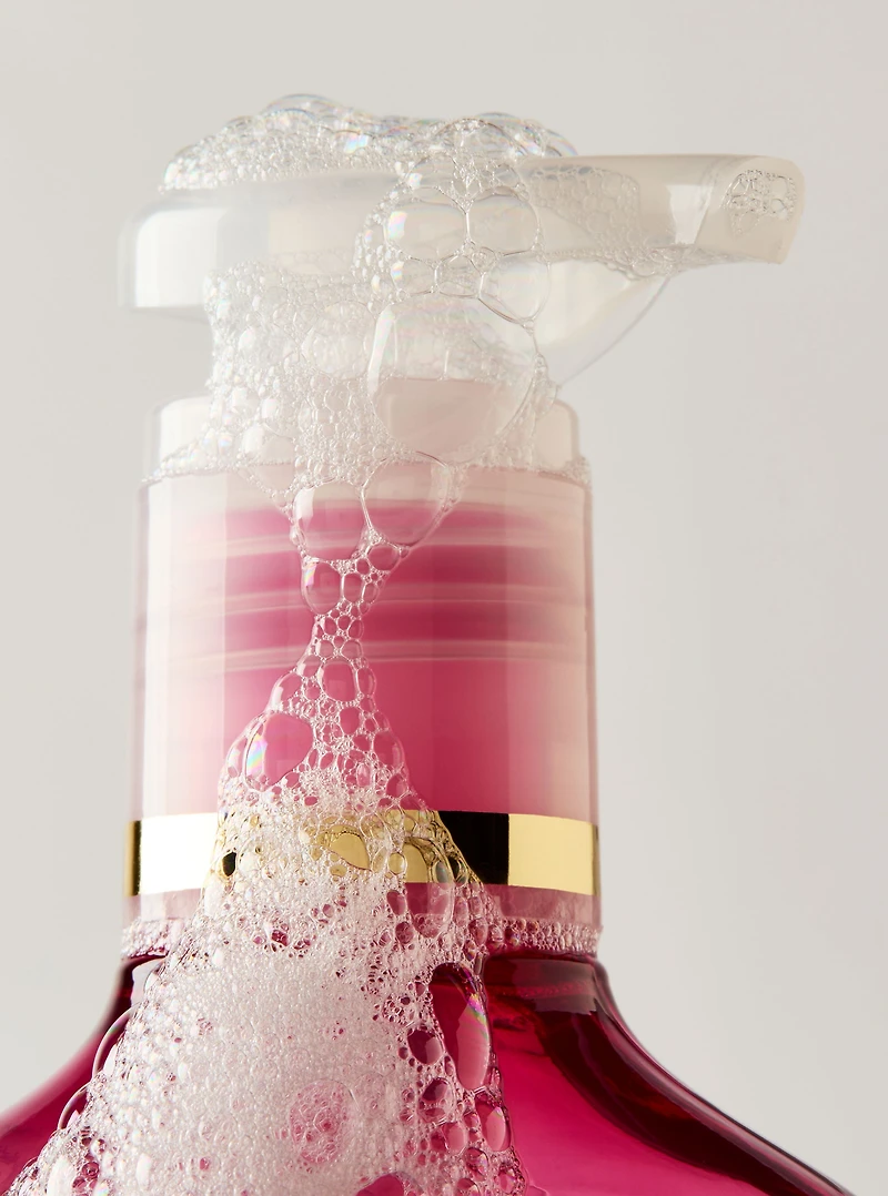 Strawberry Snowflakes Cleansing Gel Hand Soap