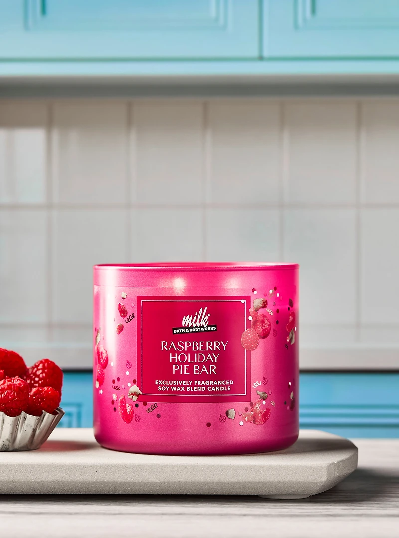 Raspberry Holiday Pie Bar 3-Wick Candle