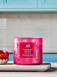 Raspberry Holiday Pie Bar 3-Wick Candle