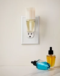 White Flare Nightlight Wallflowers Fragrance Plug