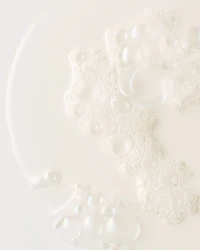 Stress Relief: Eucalyptus + Tea Body Wash & Foam Bath