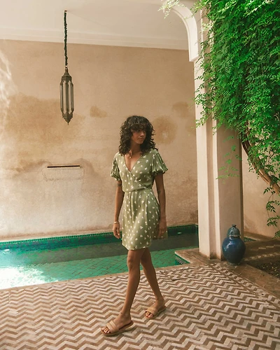 Robe courte porte-feuille Chiquita