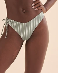 Bas de bikini tanga à rayures texturées