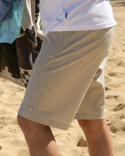 Crossfire Hybrid Shorts