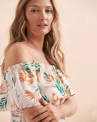 Robe courte tropicale à épaules dénudées