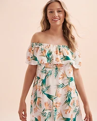 Robe courte tropicale à épaules dénudées