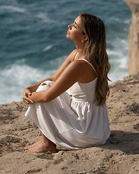 Front-buttoned dress