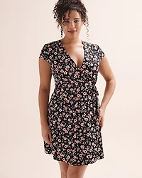 Robe courte portefeuille florale