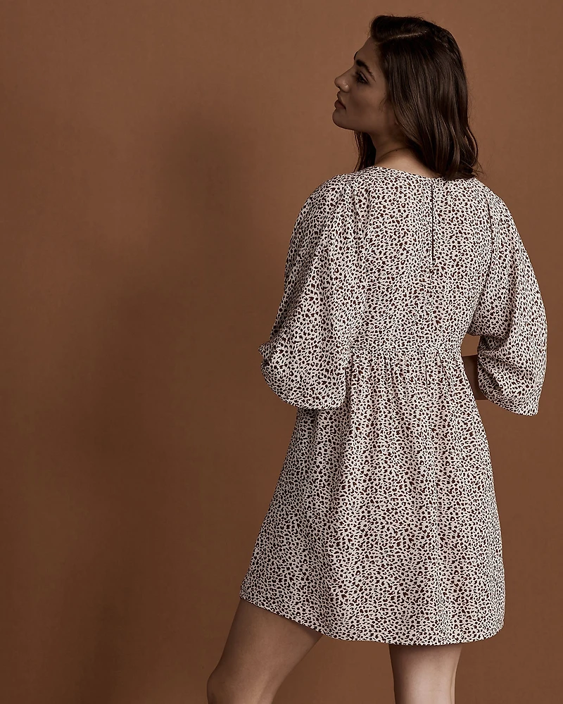 Short Dress with Puffed Sleeves