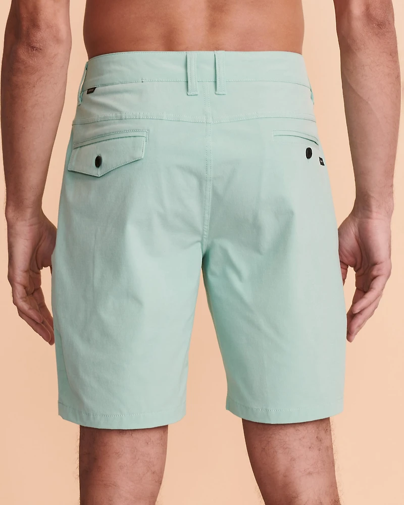 BOARDWALK PHASE NINETEEN Hybrid Short
