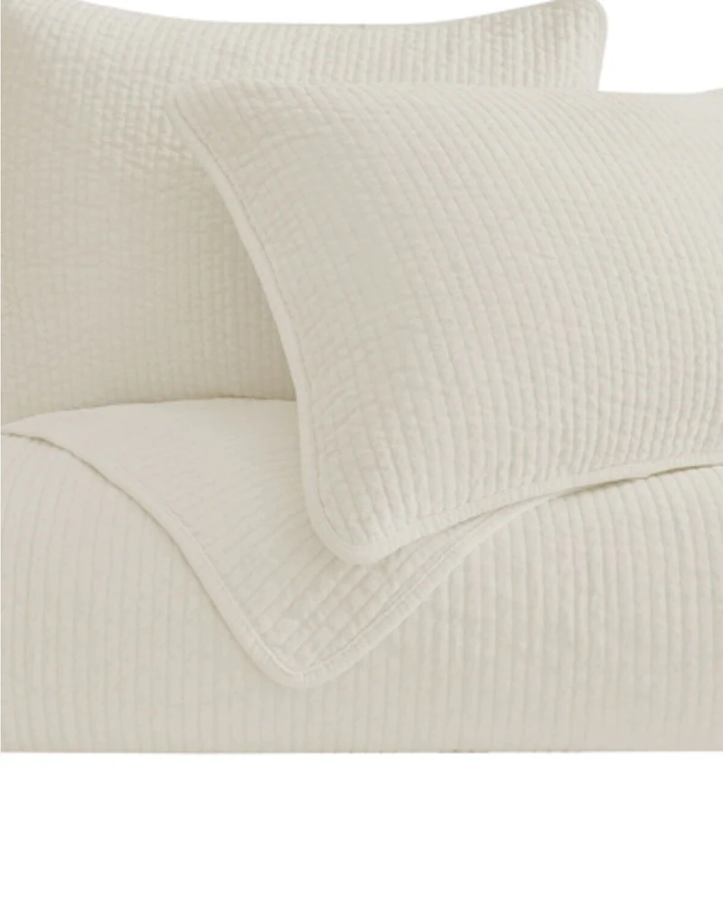 HiEnd Accents Vintage White Stonewashed Cotton & Velvet 3-Piece King Quilt Set