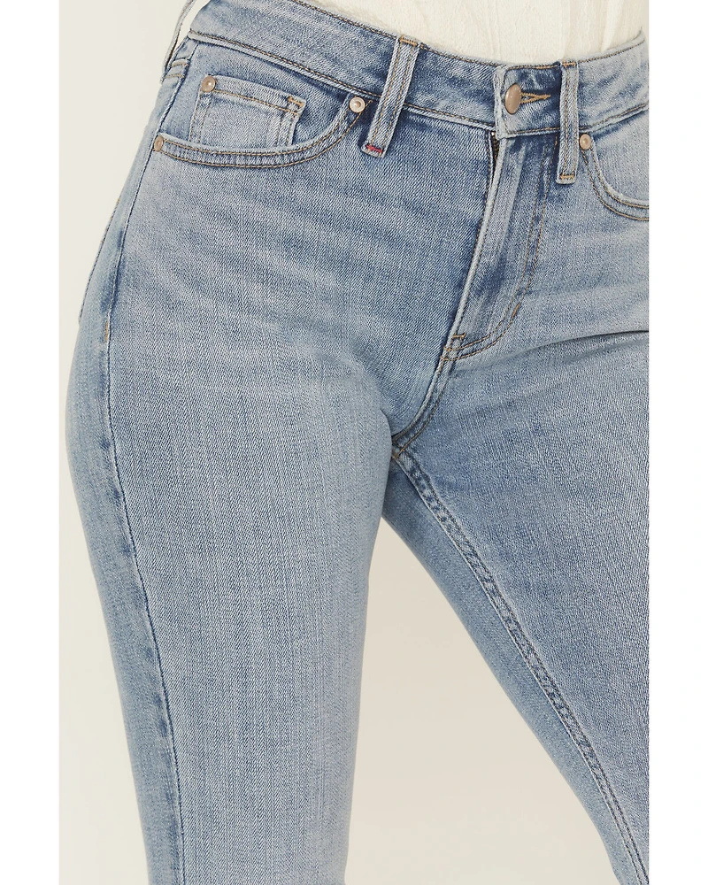 Idyllwind Women's Outlaw Light Wash High Rise Double Back Yoke Bootcut Super Stretch Denim Jeans