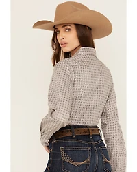Cinch Women's Medallion Print Long Sleeve Button-Down Stretch Western Shirt