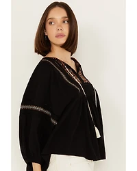 Shyanne Women's Embroidered Peasant Top