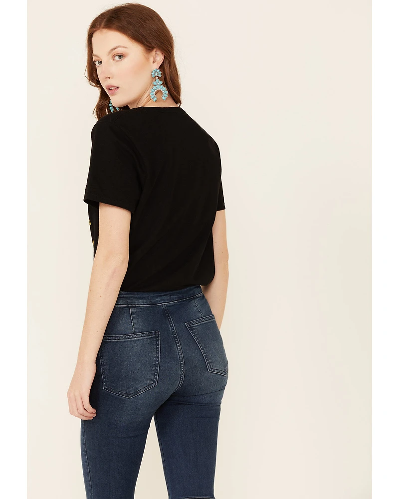 Paramount Network’s Yellowstone Women's Dutton Ranch Graphic Short Sleeve Tee