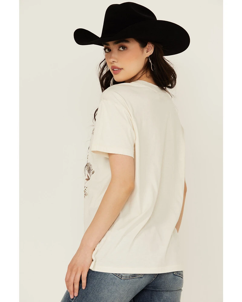 Shyanne Women's Bison Short Sleeve Graphic Tee