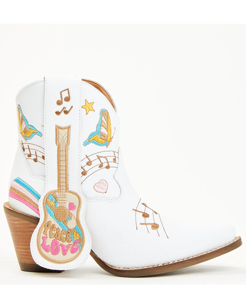 Dingo Women's Melody Short Western Boots - Round Toe