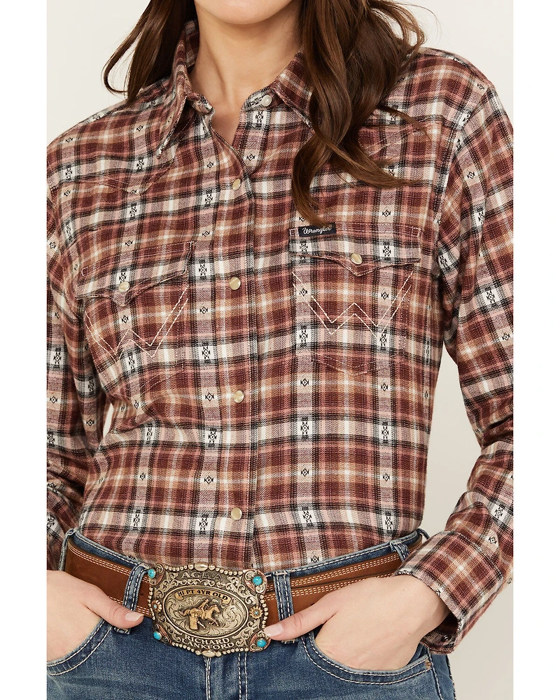 Wrangler Women's Plaid Print Flannel Boyfriend Long Sleeve Snap Western Shirt