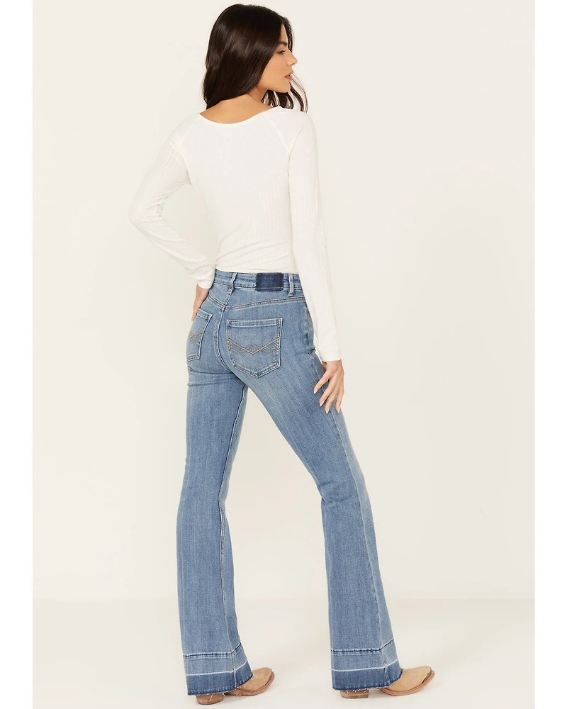 Idyllwind Women's Atwood Light Wash Rebel Mid Rise Stretch Bootcut Jeans