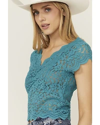 Shyanne Women's Flutter Sleeve Lace Crop Top