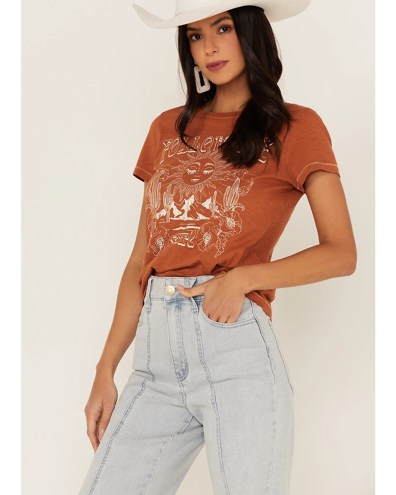 Shyanne Women's Follow The Sun Desert Graphic Tee