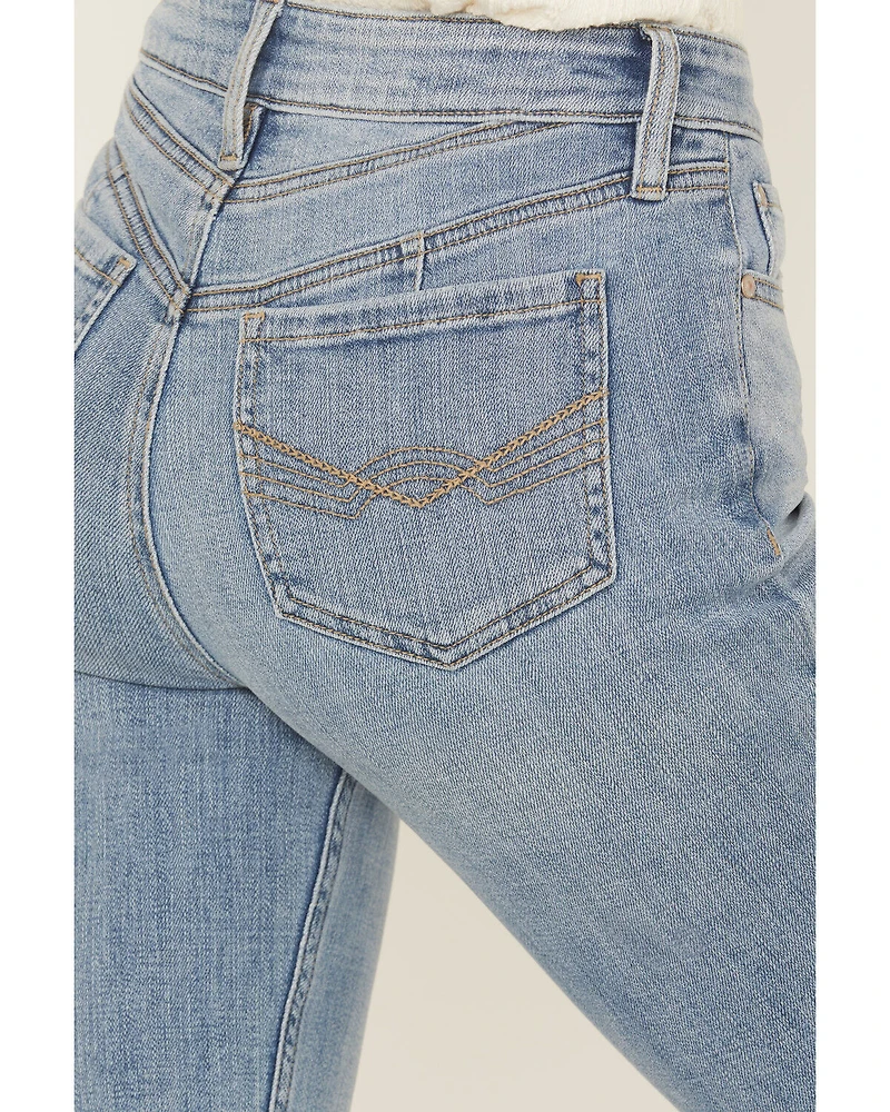Idyllwind Women's Outlaw Light Wash High Rise Double Back Yoke Bootcut Super Stretch Denim Jeans
