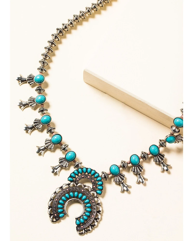 Shyanne Women's The Oasis Squash Blossom Necklace