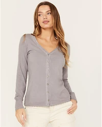 Cleo + Wolf Women's Acid Wash V-Neck Long Sleeve Top