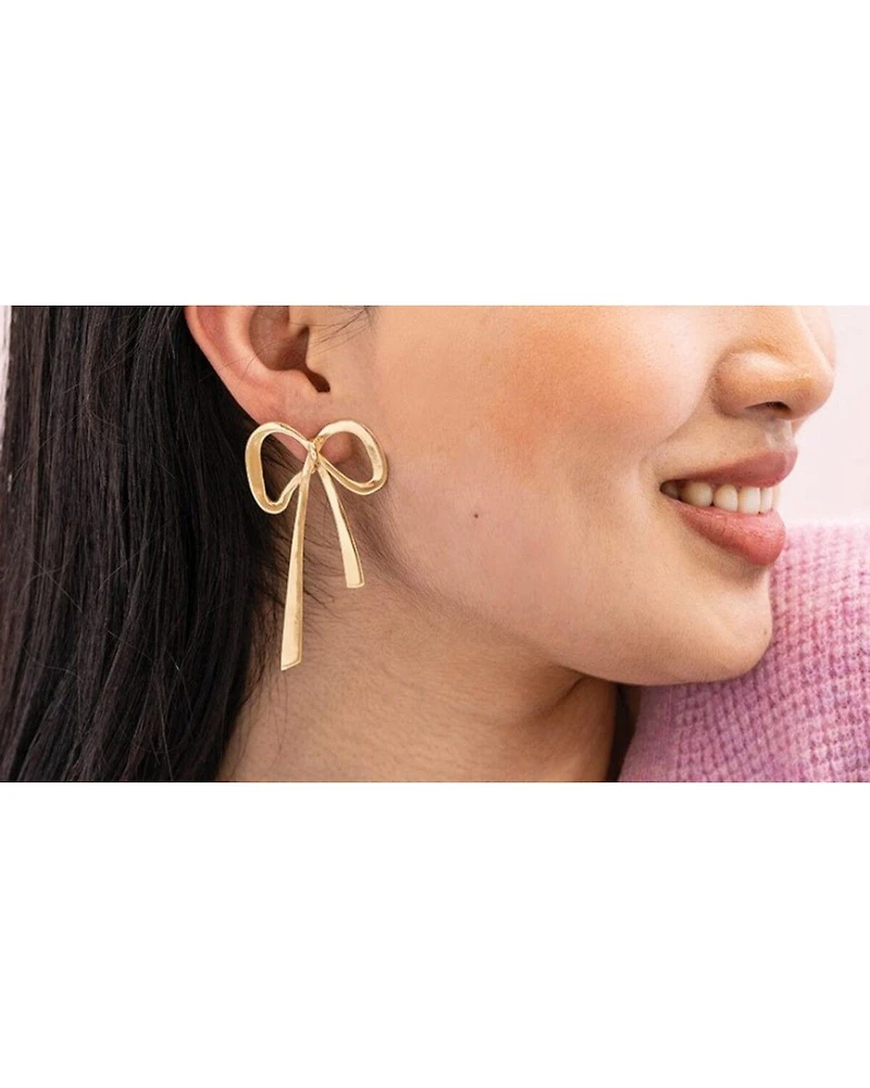 Ink + Alloy Women's Katie Large Ribbon Bow Earrings