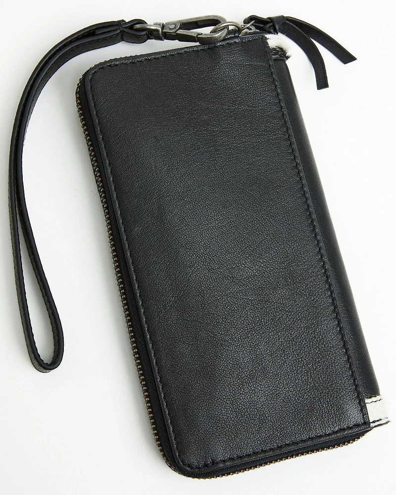 Shyanne Women's Delcy Large Full-Zip Boot Stitch Wallet