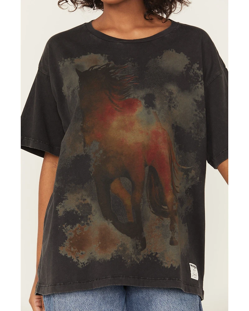Wrangler X Lainey Wilson Women's Running Horse Short Sleeve Graphic Tee
