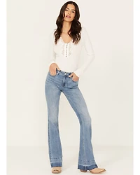 Idyllwind Women's Atwood Light Wash Rebel Mid Rise Stretch Bootcut Jeans