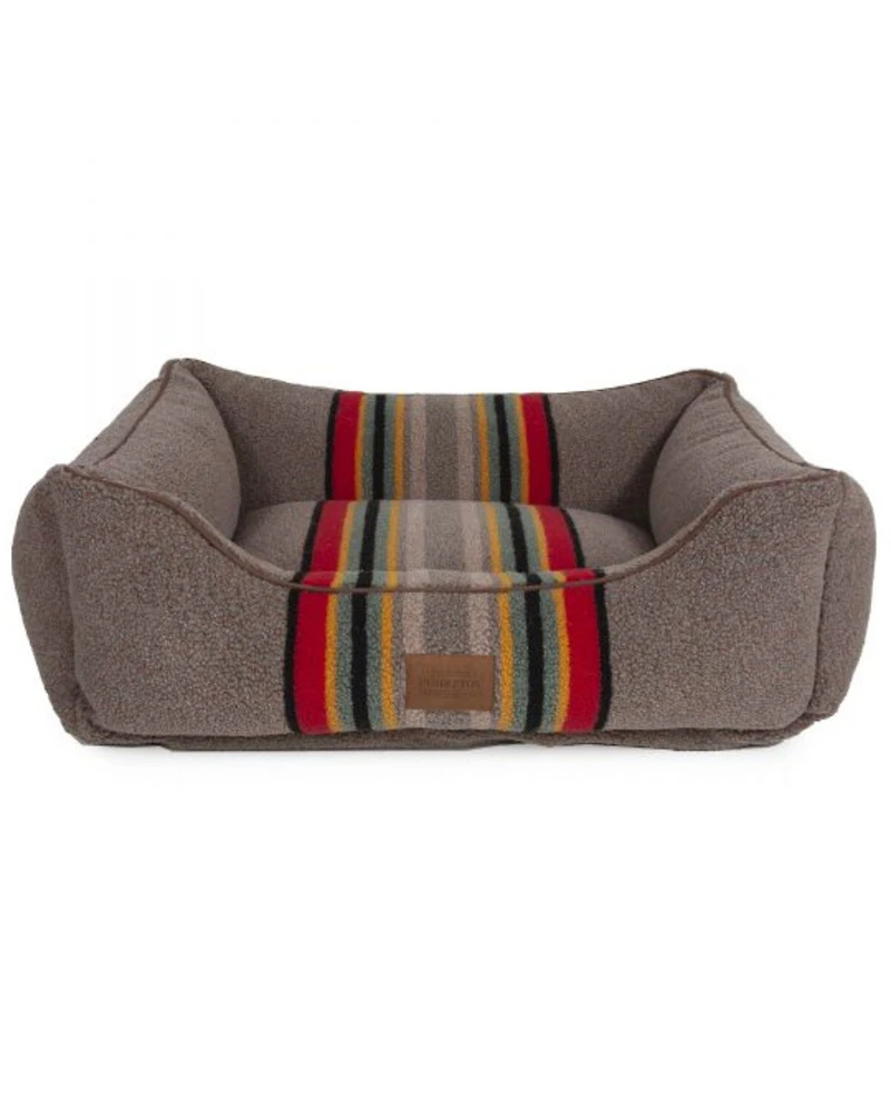 Pendleton Pet Vintage Camp Kuddler - Medium