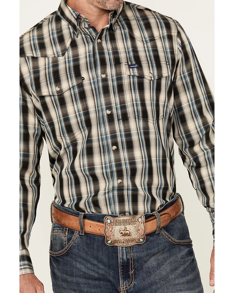 Wrangler Men's Plaid Print Long Sleeve Snap Performance Western Shirt