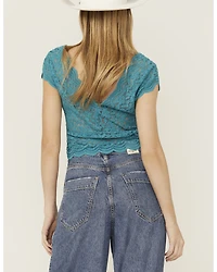 Shyanne Women's Flutter Sleeve Lace Crop Top