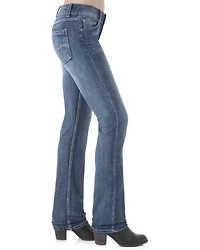 Wrangler Women's Medium Wash Straight Leg Jeans
