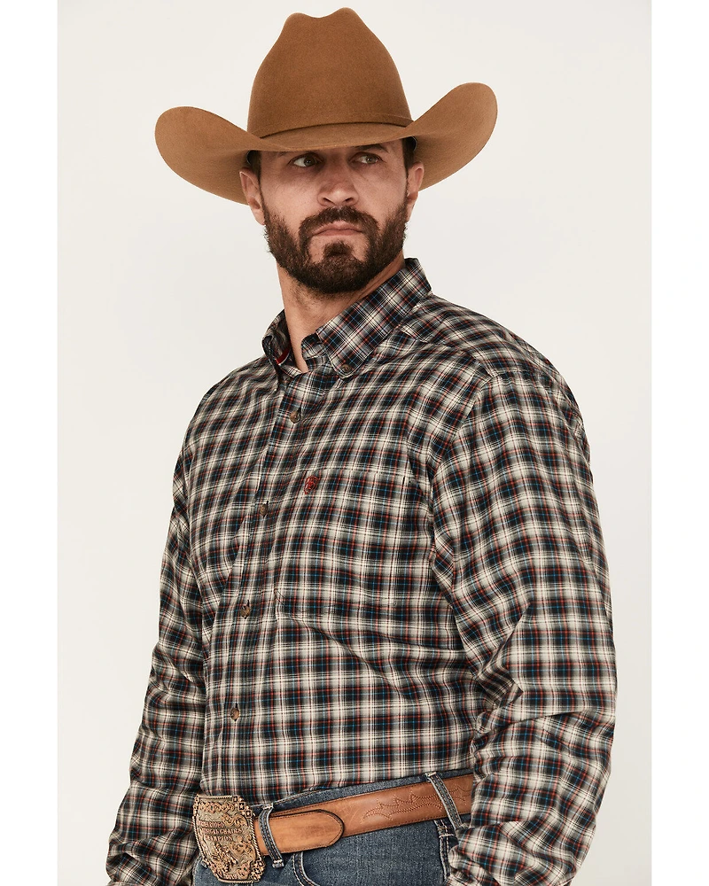 Ariat Men's Karter Plaid Print Long Sleeve Button-Down Stretch Western Shirt
