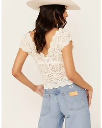 Shyanne Women's Flutter Sleeve Lace Crop Top