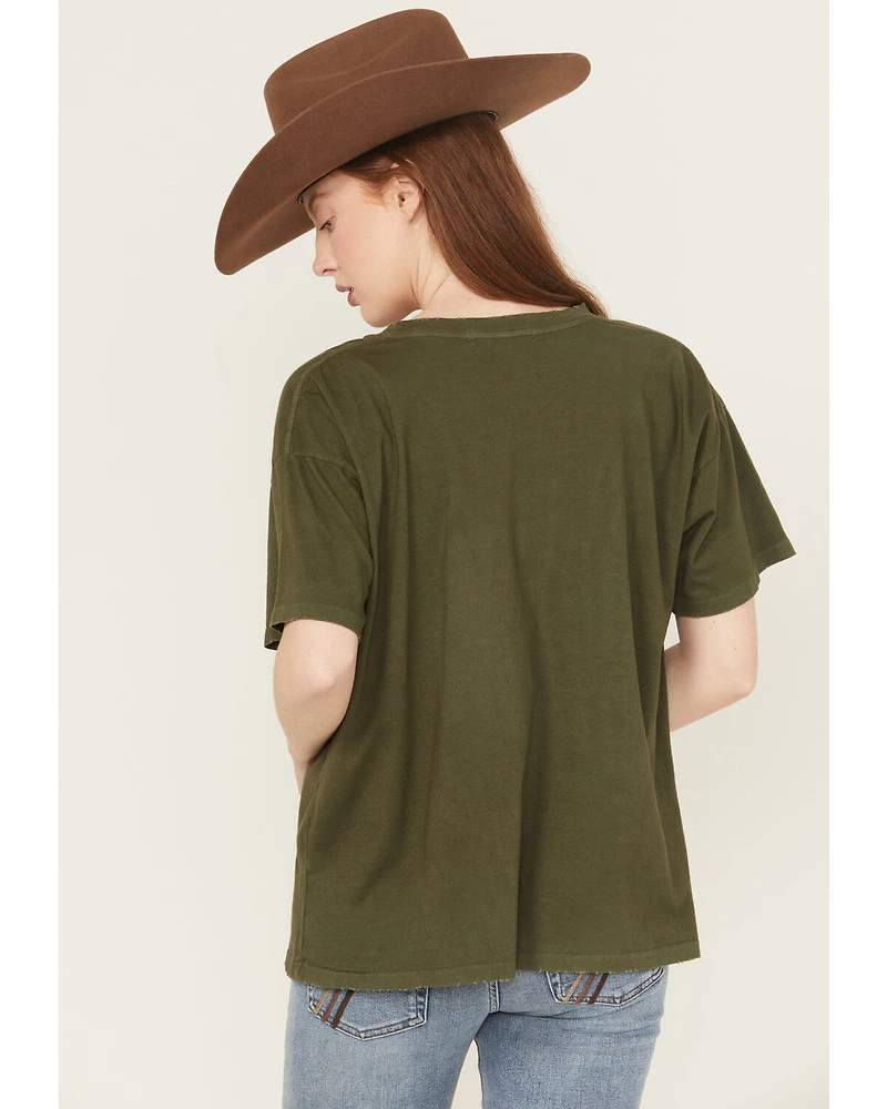 Day Dreamer Women's Raised On Country Short Sleeve Graphic Tee