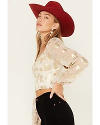 Sadie & Sage Women's Cham Afterglow Metallic Floral Print Crop Top