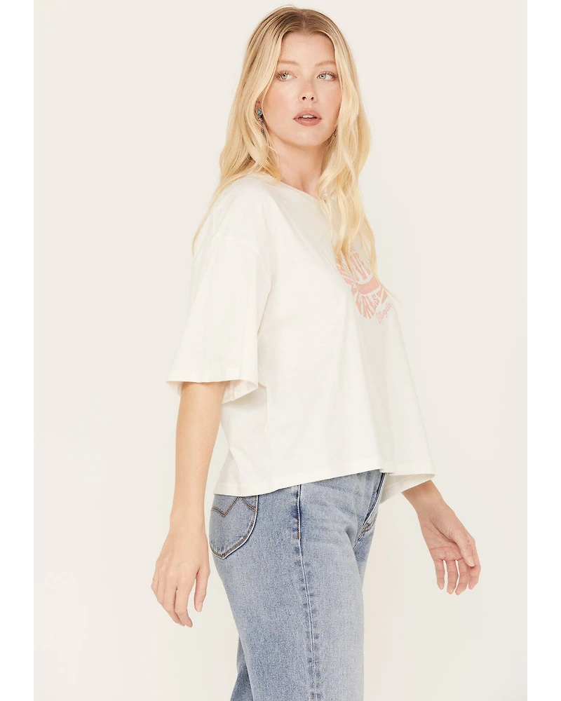 Wrangler Retro Women's Long Live Cowgirls Graphic Cropped Boxy Tee