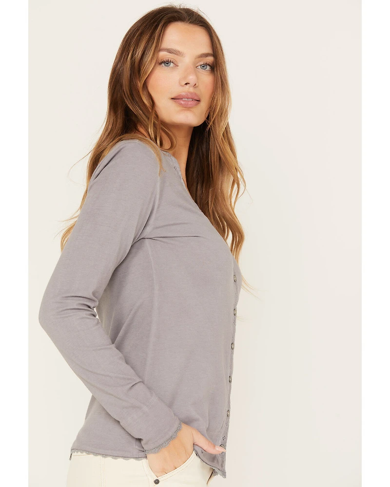 Cleo + Wolf Women's Acid Wash V-Neck Long Sleeve Top