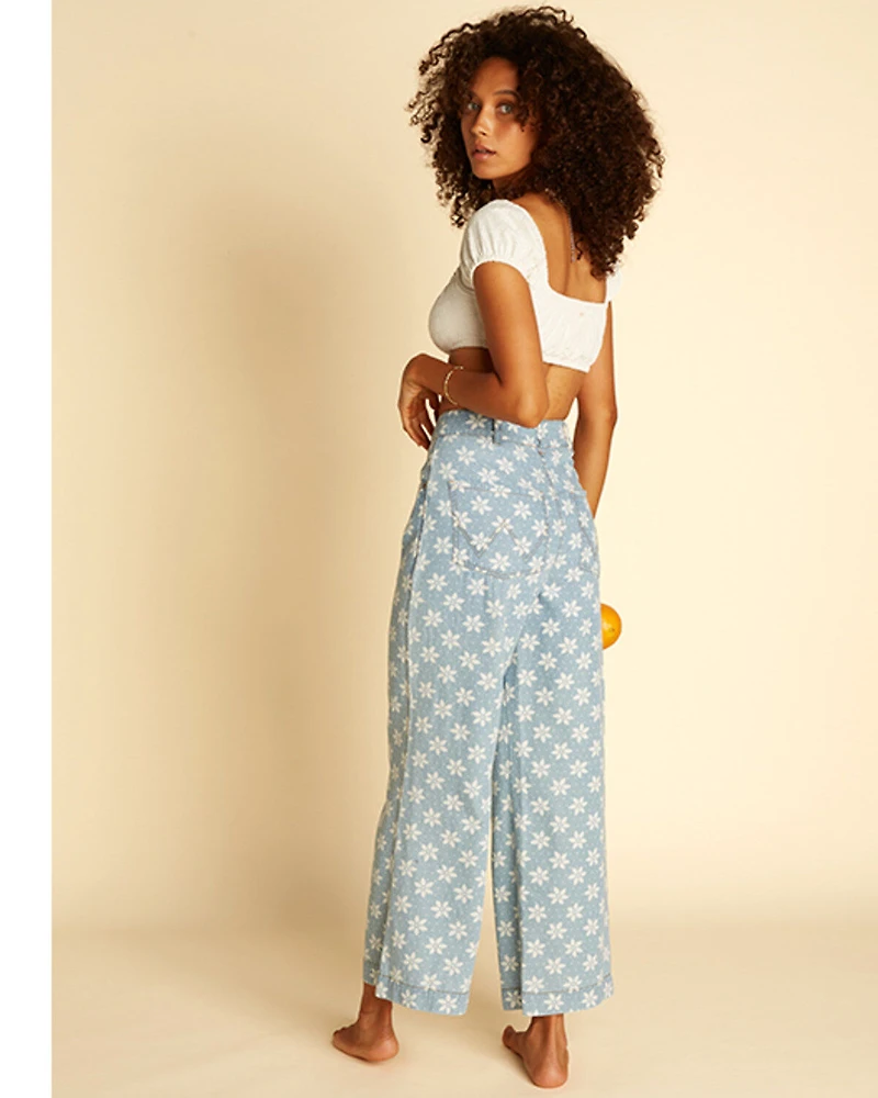 Billabong x Wrangler Women's High Rise Perfect Pair Floral Print Straight Crop Pants