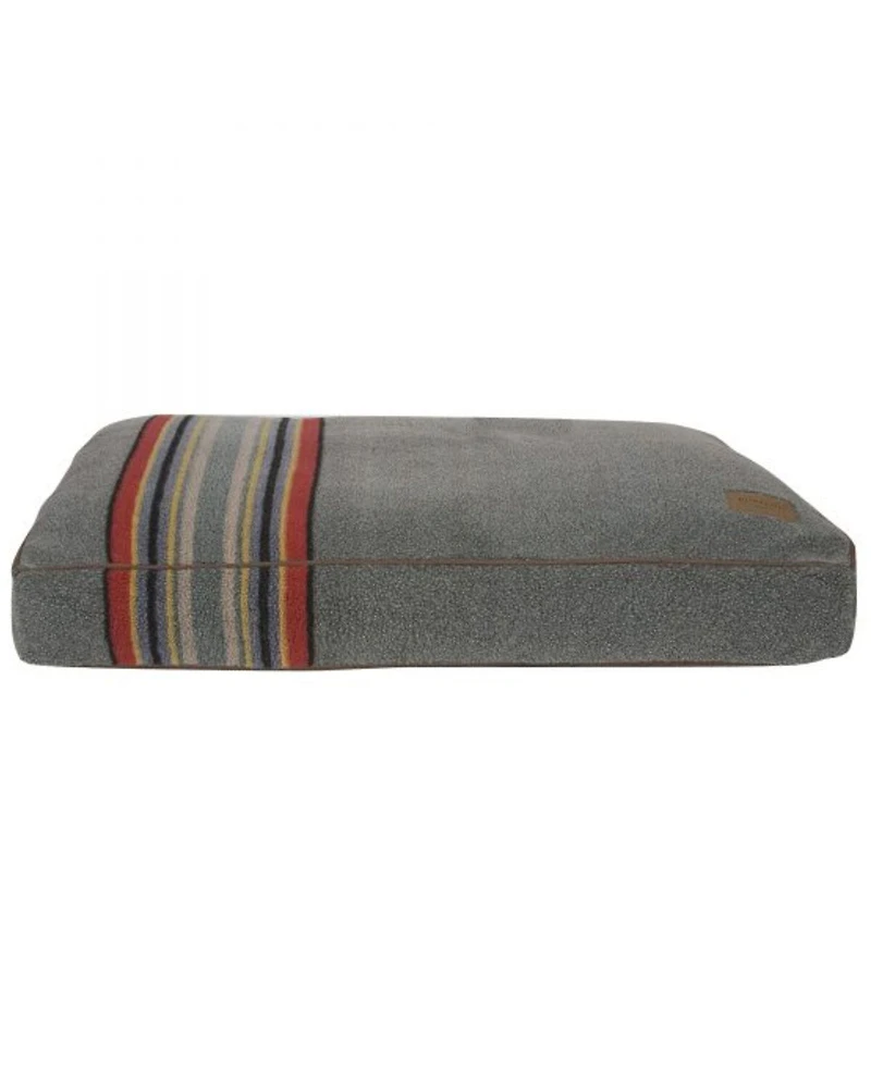 Pendleton Pet Vintage Camp Pet Napper